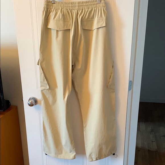 Cream Wide Leg Pants with Elastic Waistband and Relaxed Fit - Picture 3 of 7